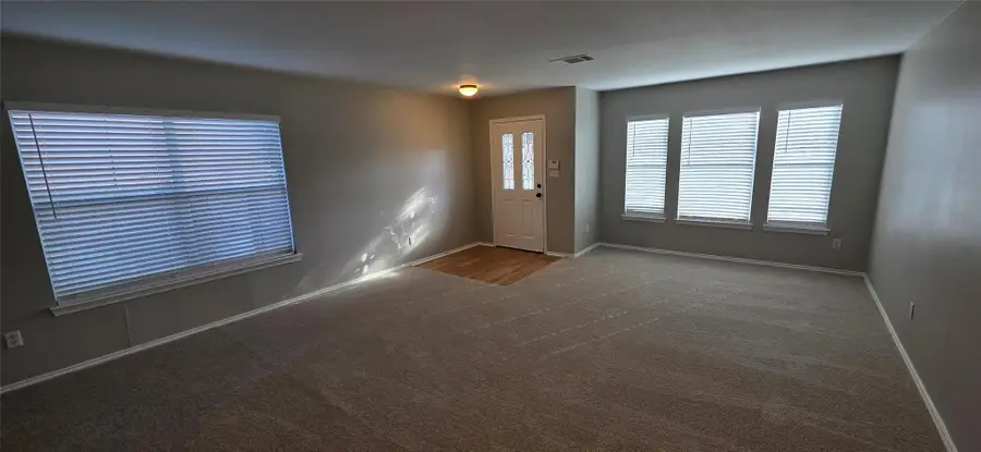 3037 Bradford Park Dr, Round Rock, TX 78664 - #3
