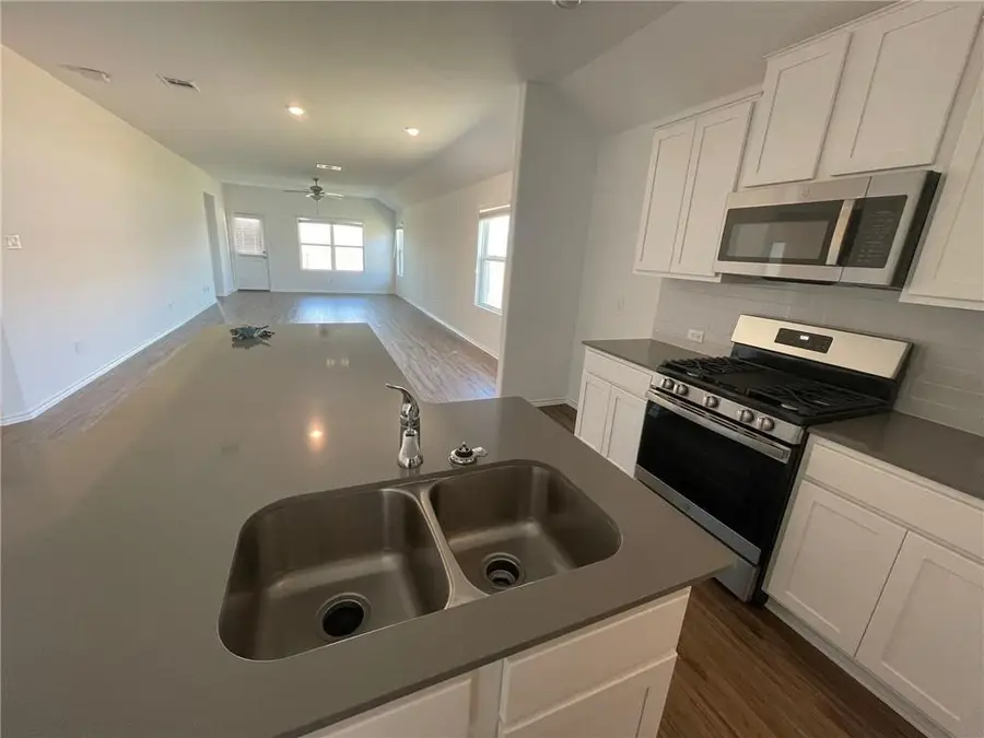 101 Konik Rd, Georgetown, TX 78626 - #2