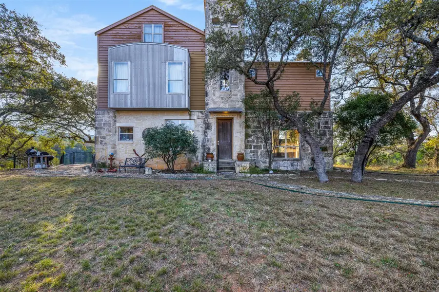 27701 Turner Ranch Rd, Marble Falls, TX 78654 - Image #2