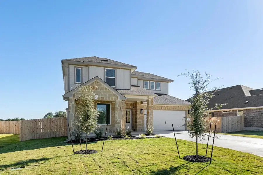 107 Mathew St, Bertram, TX 78605 - Image #3