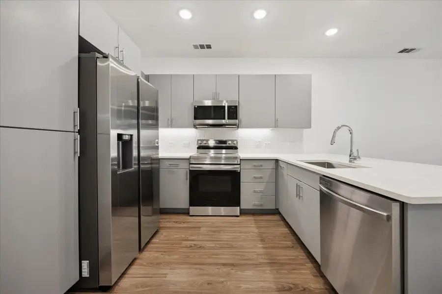 4801 Springdale Rd #2006, Austin, TX 78723 - Image #3