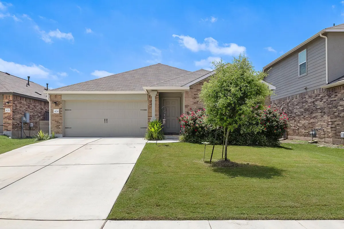 424 Sebring Cir, Hutto, TX 78634 - #1
