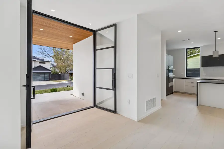 3007 Locke Ln, Austin, TX 78704 - #2
