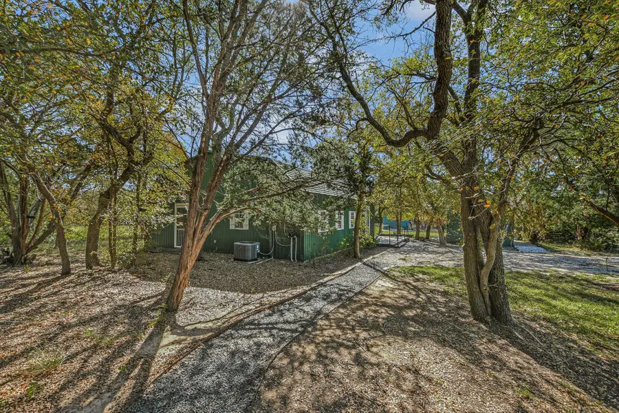 1001 Indian Springs Rd, Georgetown, TX 78633 - Image #2