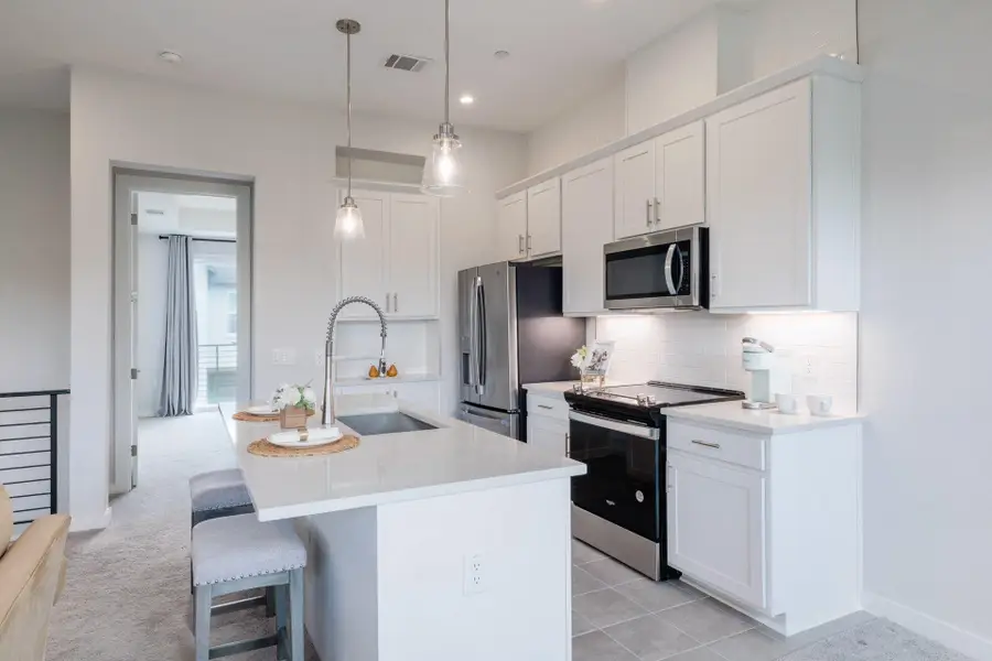 12001 Vista Parke Dr #202, Austin, TX 78726 - #2