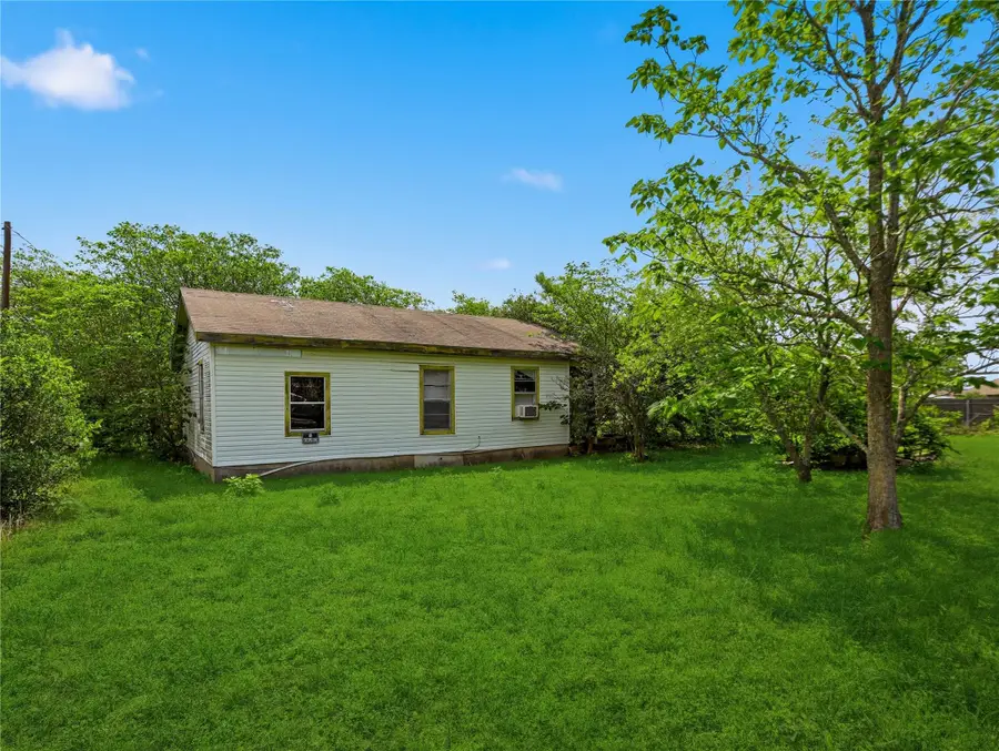 107 Castillo St, Kyle, TX 78640 - #3