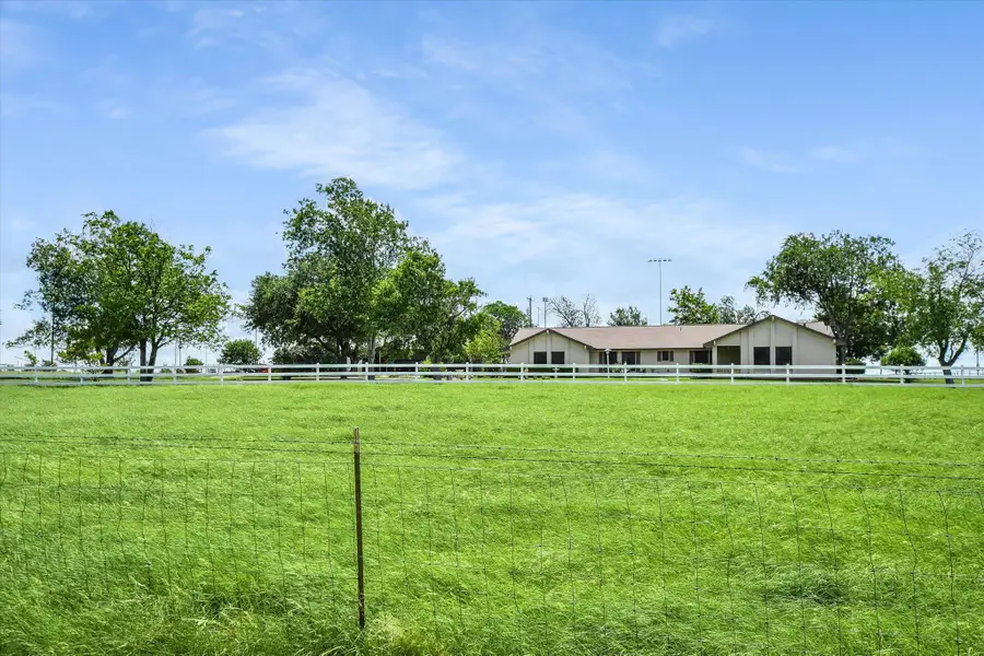 7 Brenda Ln, Round Rock, TX 78665 - #2