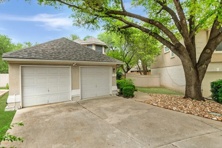 6 Muirfield Greens Cv, Lakeway, TX 78738 - #2