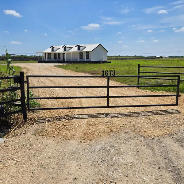 1673 Scull Rd, San Marcos, TX 78666