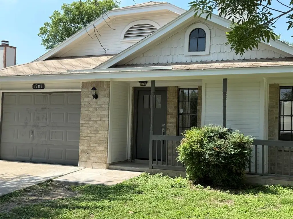 1903 Golden Pheasant Dr, Austin, TX 78758 - Image #1