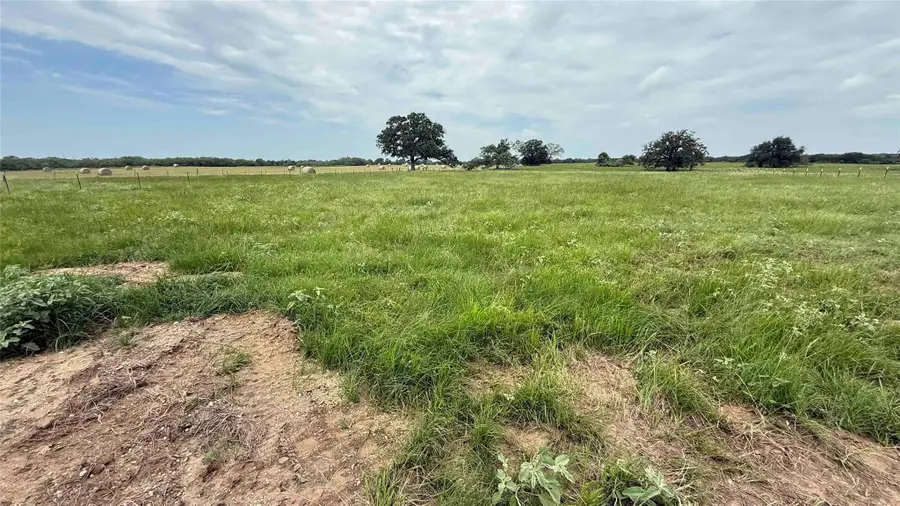 8150 Old Colony Line Rd, Dale, TX 78616 - Image #2