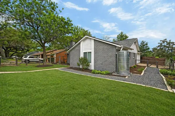 6606 Woodhue Dr, Austin, TX 78745