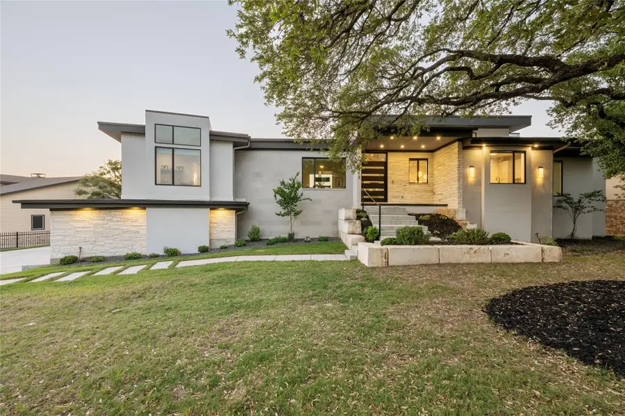 2912 Patriot Dr, Lago Vista, TX 78645 - Image #2