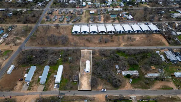 919 Austin St, Kingsland, TX 78639