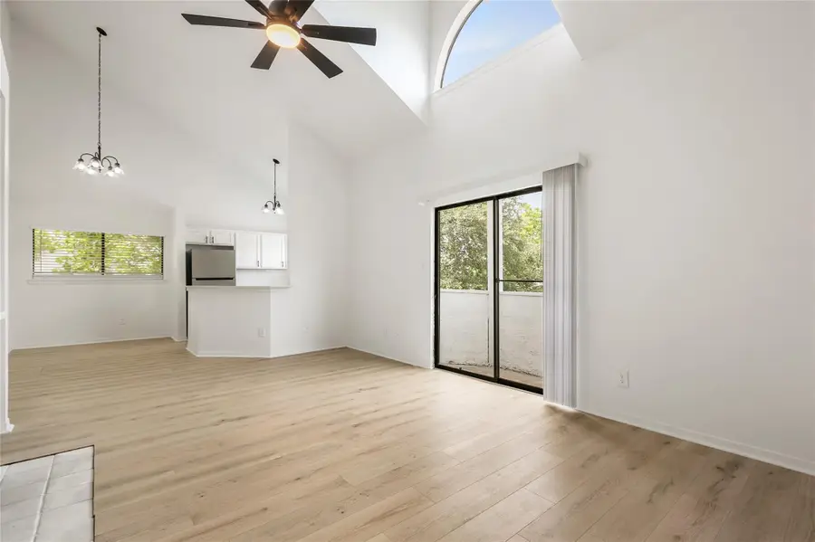 923 E 41st St #201, Austin, TX 78751 - #3