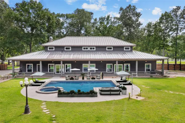 419 Vista Del Lago Dr, Huffman, TX 77336