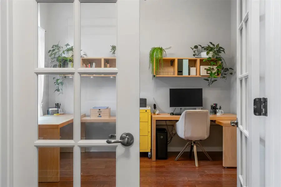 2057 Zach Scott St, Austin, TX 78723 - #2