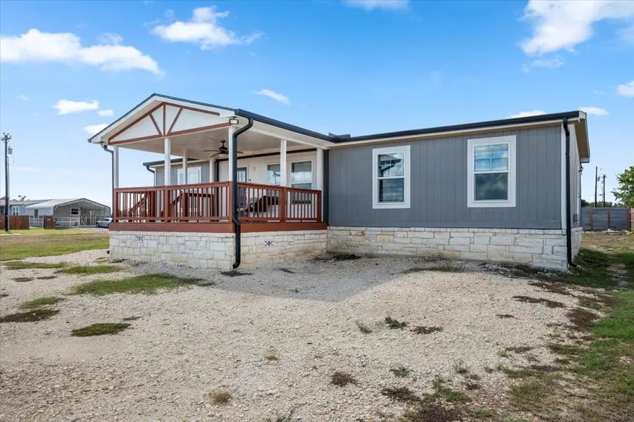 104 Pineapple Sage Cv, Dale, TX 78616 - Image #2