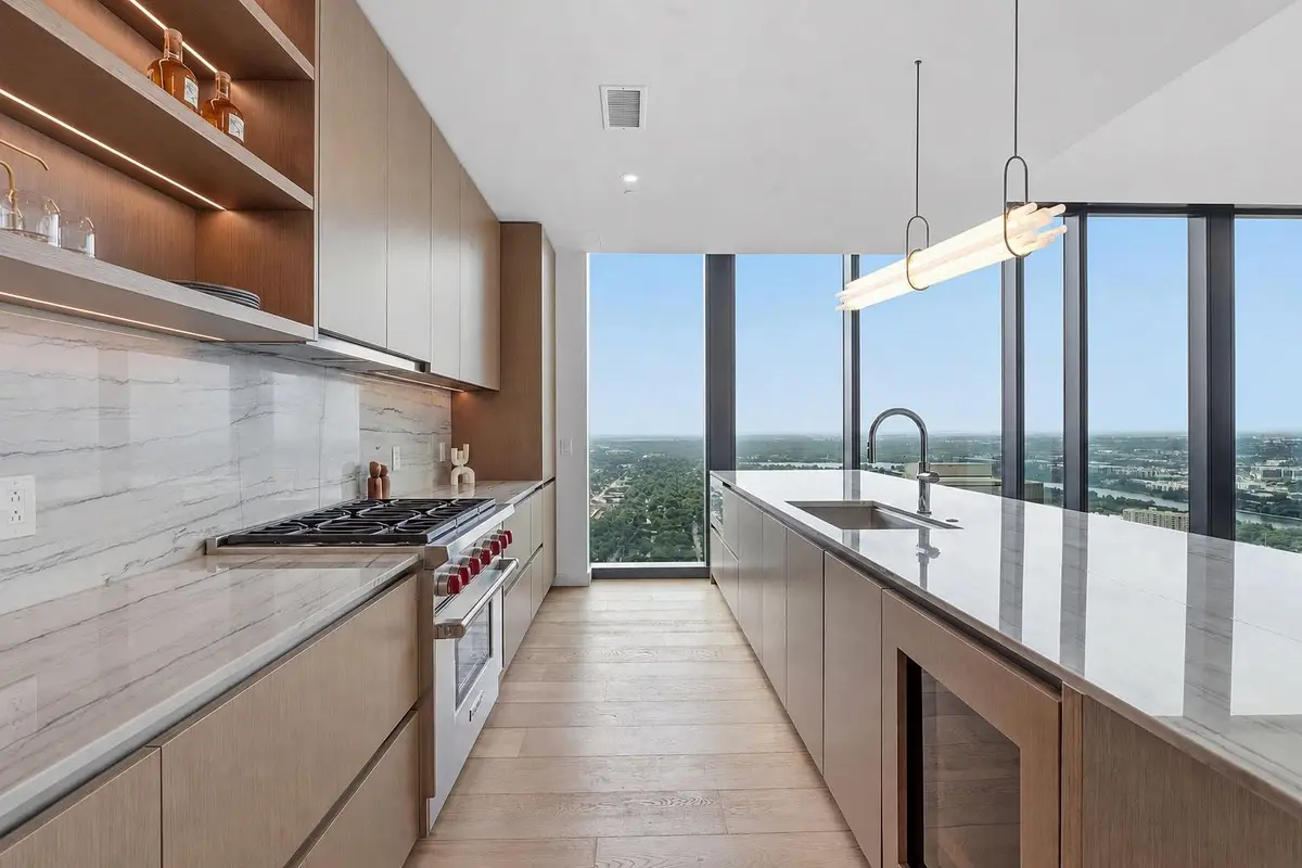 610 Davis St #4301, Austin, TX 78701 - #1