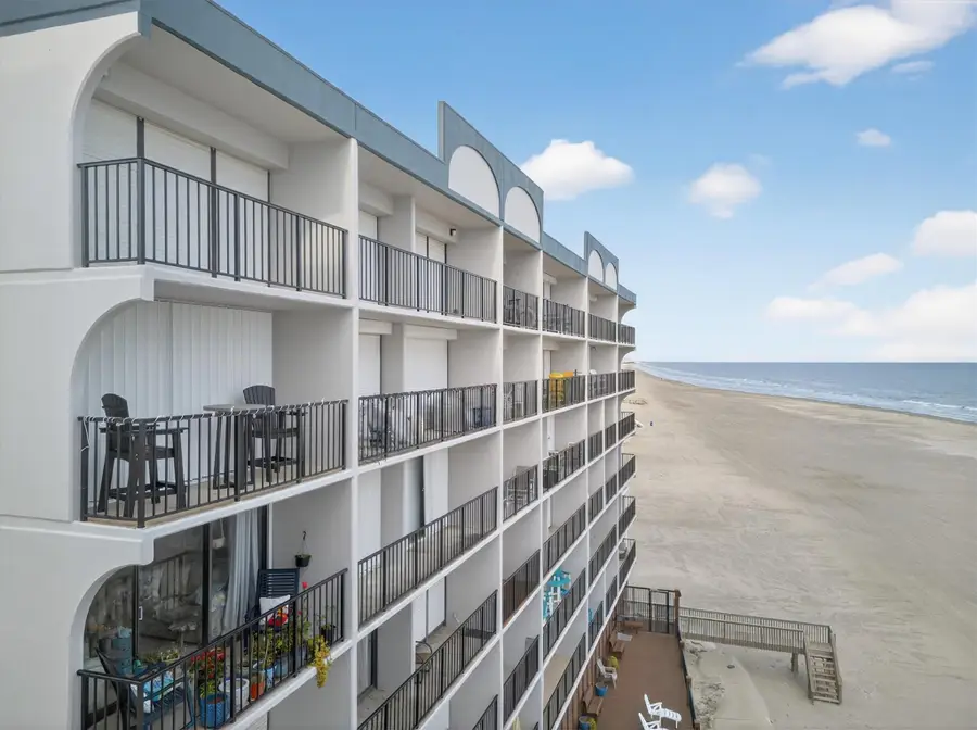 11945 Termini San Luis Pass Rd #406, Galveston, TX 77554 - Image #2