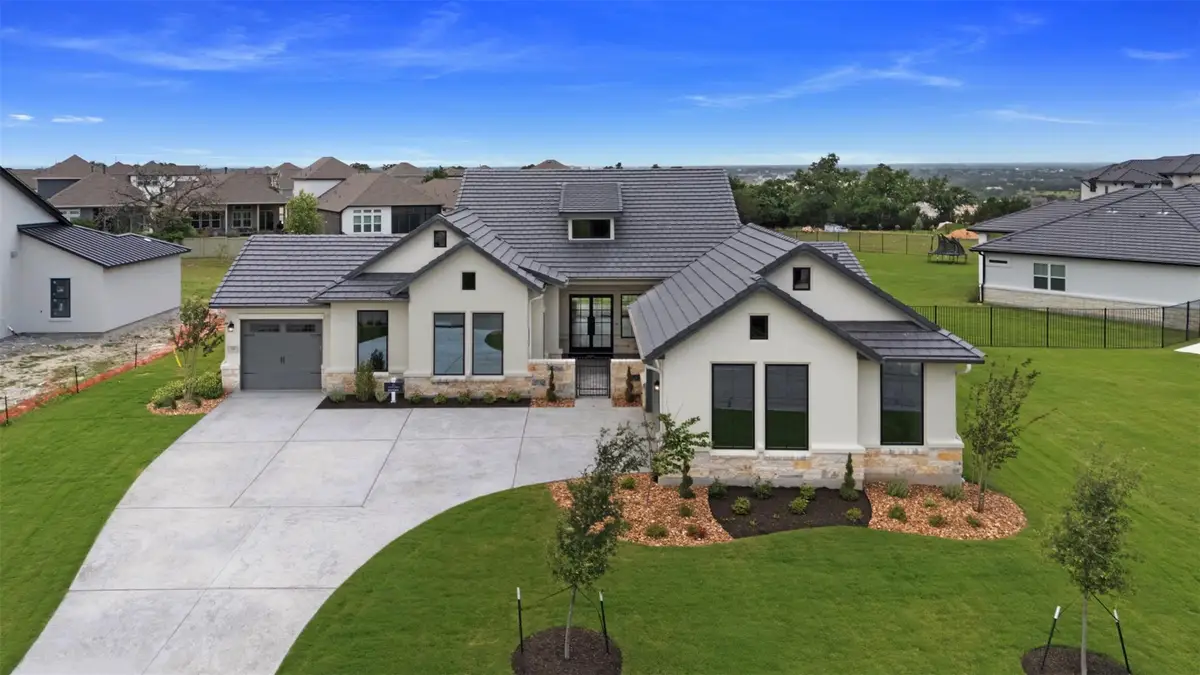 121 La Ventana Dr, Liberty Hill, TX 78642 - #1