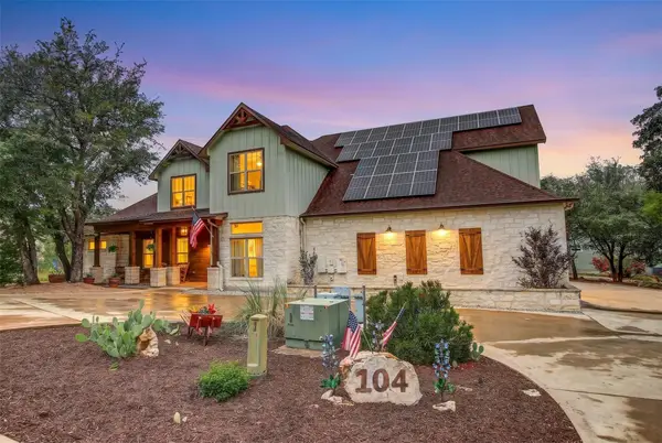 104 Kendall Rd, Spicewood, TX 78669