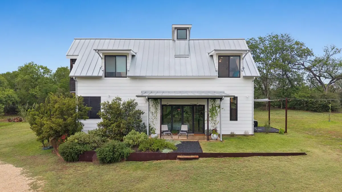 534 Old Mcdade Rd, Elgin, TX 78621 - #1