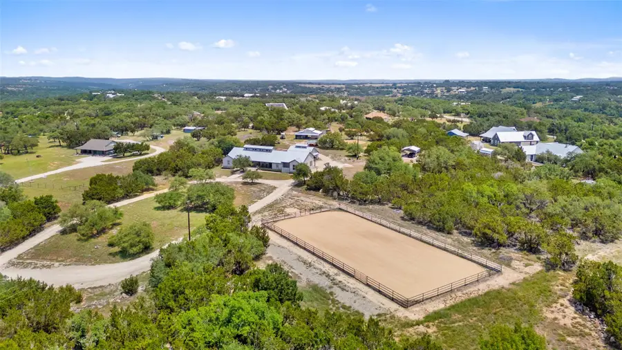 160 Mystic Creek Dr, Dripping Springs, TX 78620 - Image #3