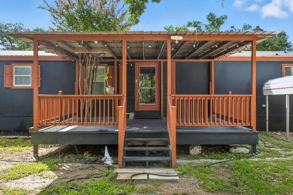 183 Blanket Flower Dr, Bastrop, TX 78602