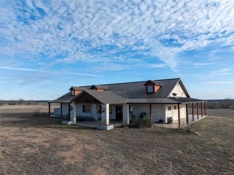3125 County Road 212 Rd, Bertram, TX 78605 - Image #2