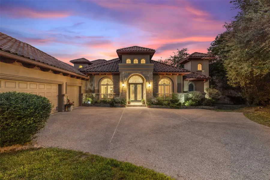 101 Lakeway Hills Cv, Lakeway, TX 78734 - Image #2