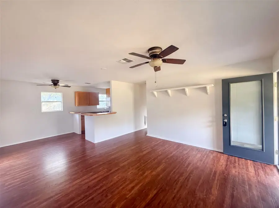 1002 Hummingbird Dr, Marble Falls, TX 78654 - #3