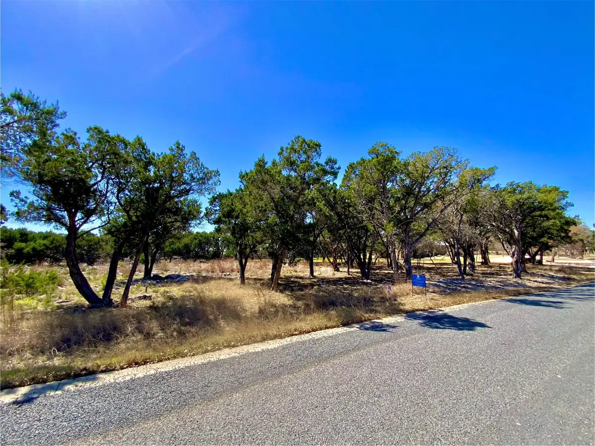 308 San Juan St S, Kerrville, TX 78028 - #1