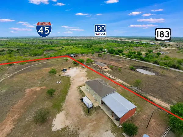 7804 Overstreet Cir, Buda, TX 78610