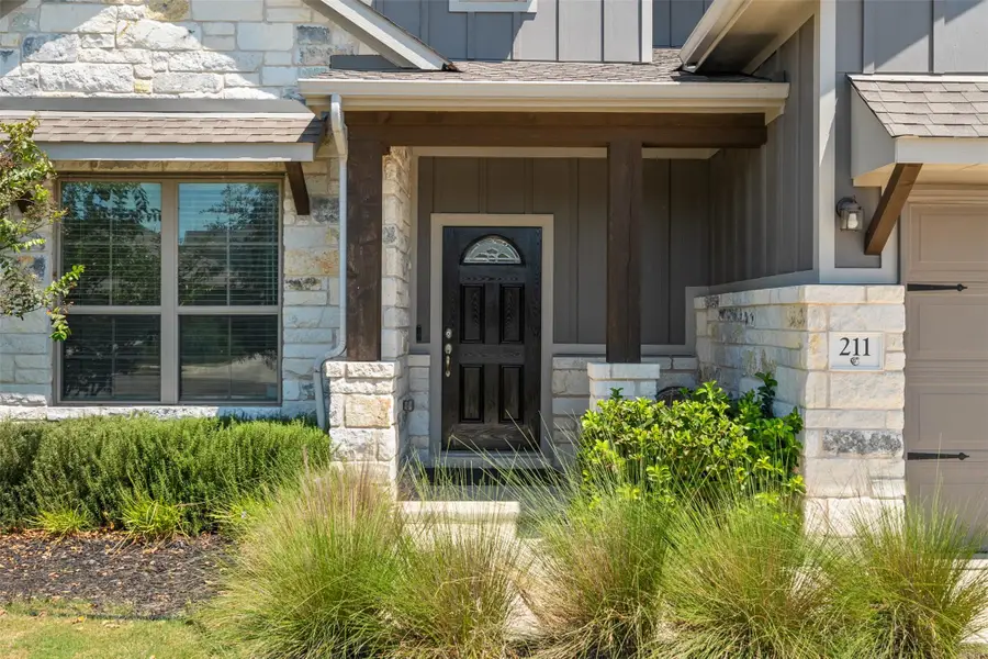 211 Brookside St, Hutto, TX 78634 - Image #3