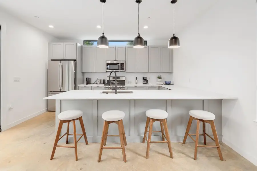 3409 Neal St #2, Austin, TX 78702 - #3