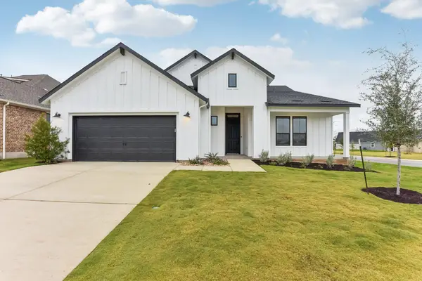 104 Olive Blossom Trl, San Marcos, TX 78666