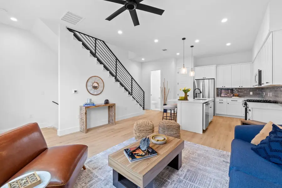911 Calle Limon #2, Austin, TX 78702 - #3