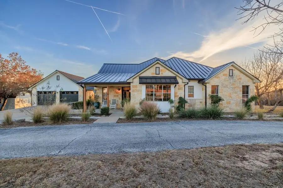 169 Royal Oaks Hill, Fredericksburg, TX 78624 - Image #2