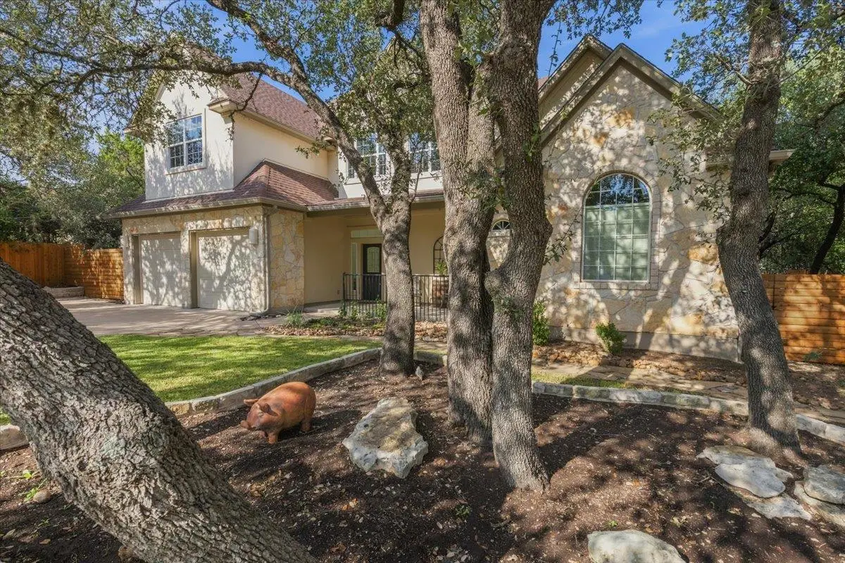 811 Presa Arriba Rd, Austin, TX 78733 - #1