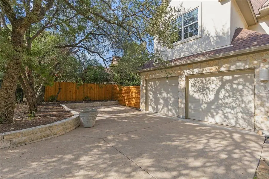 811 Presa Arriba Rd, Austin, TX 78733 - #2