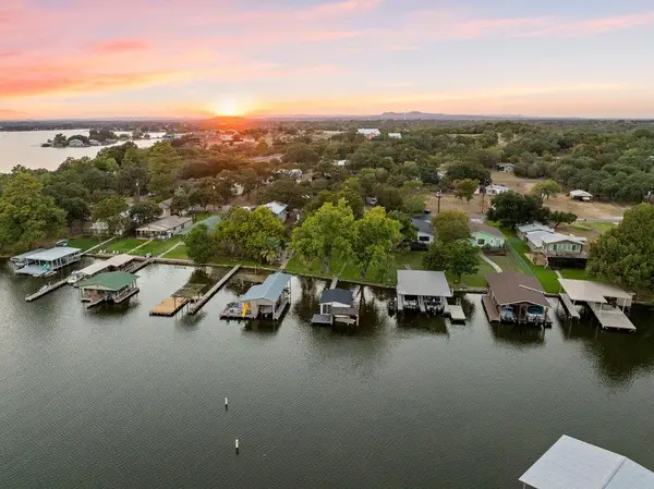 912 Hill Circle West Dr, Granite Shoals, TX 78654