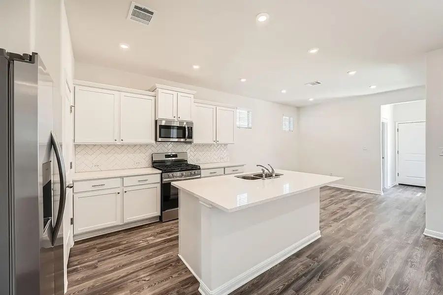 200 Weaver Ln, Bastrop, TX 78602 - #3