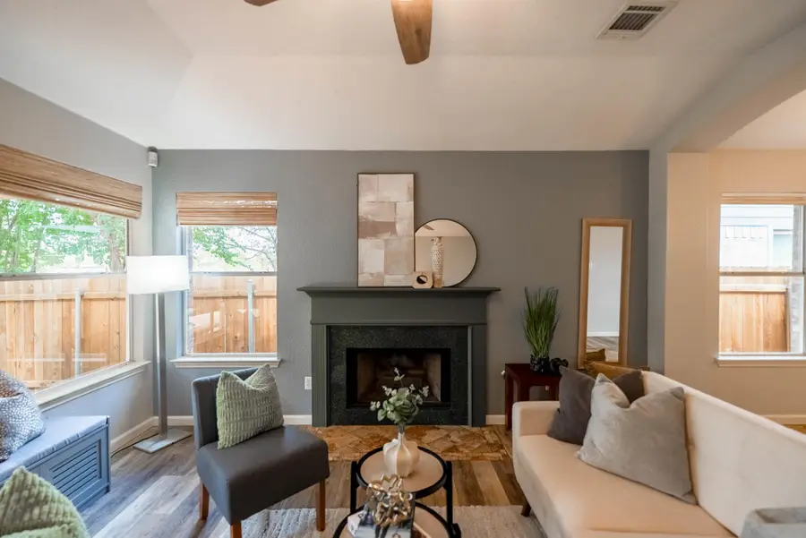 2949 Lagerway Cv, Austin, TX 78748 - Image #2