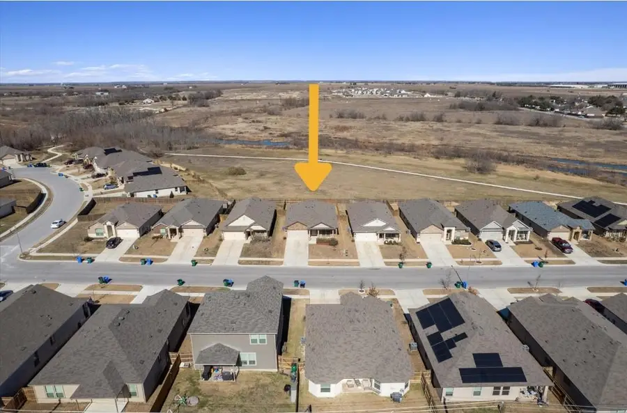 1644 T H Johnson Dr, Taylor, TX 76574 - #2