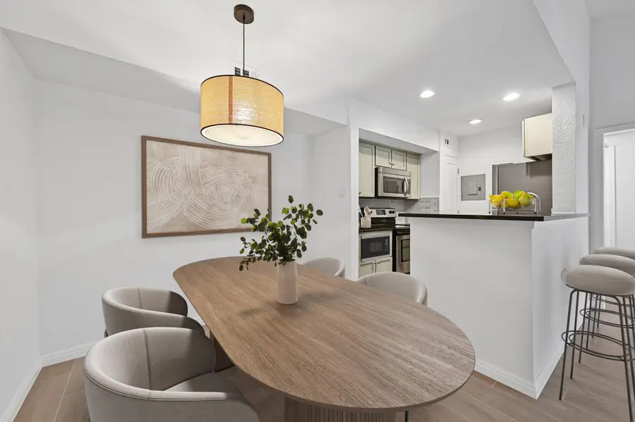 3204 Menchaca Rd #212, Austin, TX 78704 - Image #3