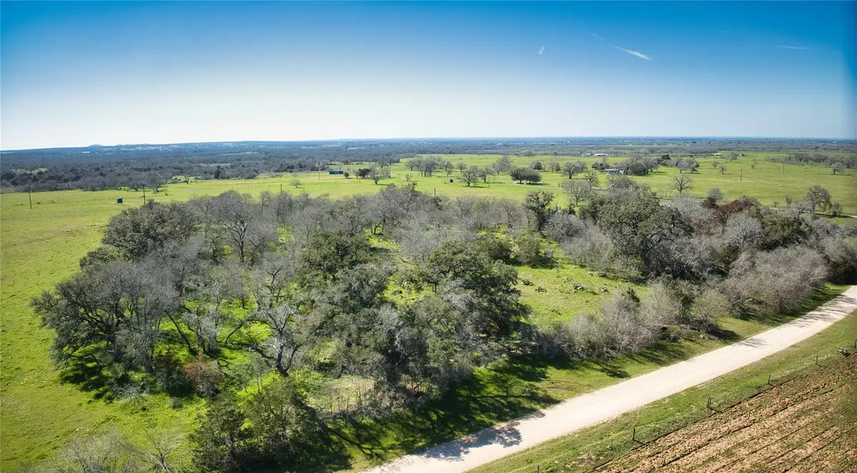 5940 Tenney Creek Rd, Luling, TX 78648 - Image #1