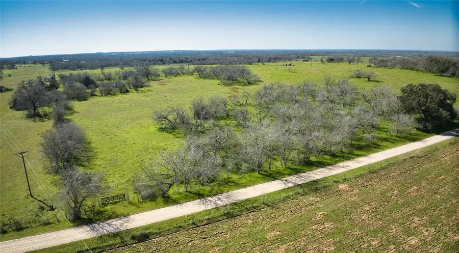5940 Tenney Creek Rd, Luling, TX 78648 - Image #2
