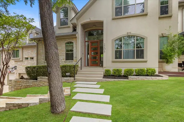 2206 W 11th St, Austin, TX 78703