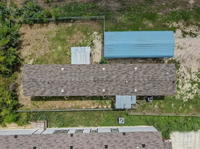 119 Royal St, Taylor, TX 76574 - #2